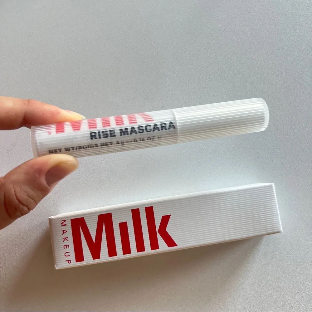 MILK MAKEUP mini RISE lifting + lengthening mascara in shade Elevate - Picture 2 of 10